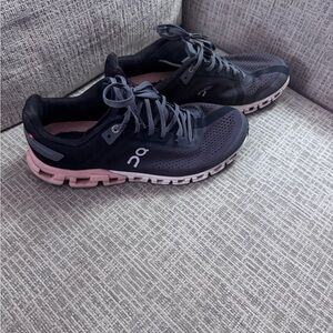 Women’s Gray Athletic Running Shoes